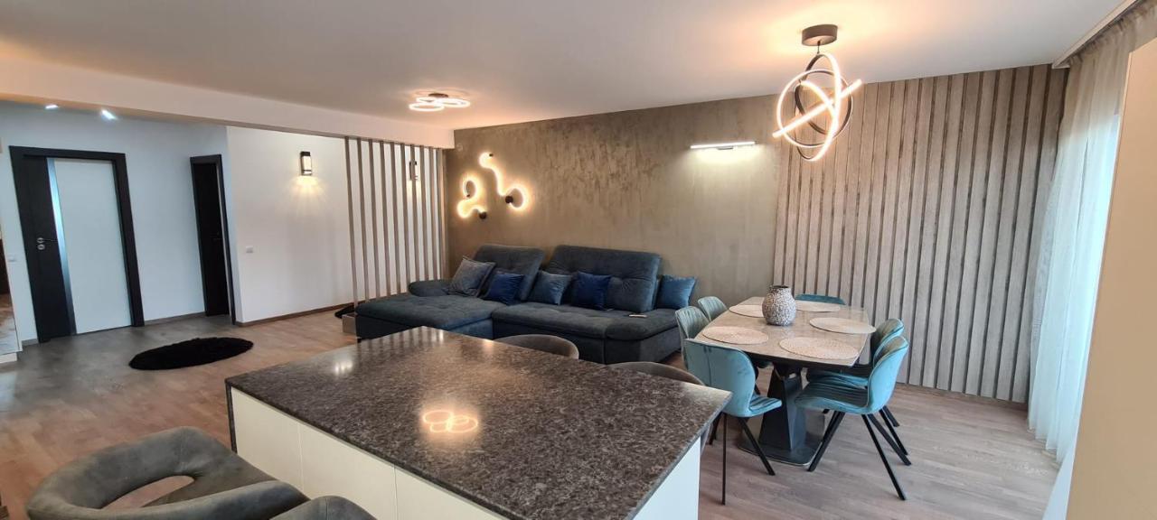 Ferienwohnung Penthouse De Lux Andre Hermannstadt Exterior foto