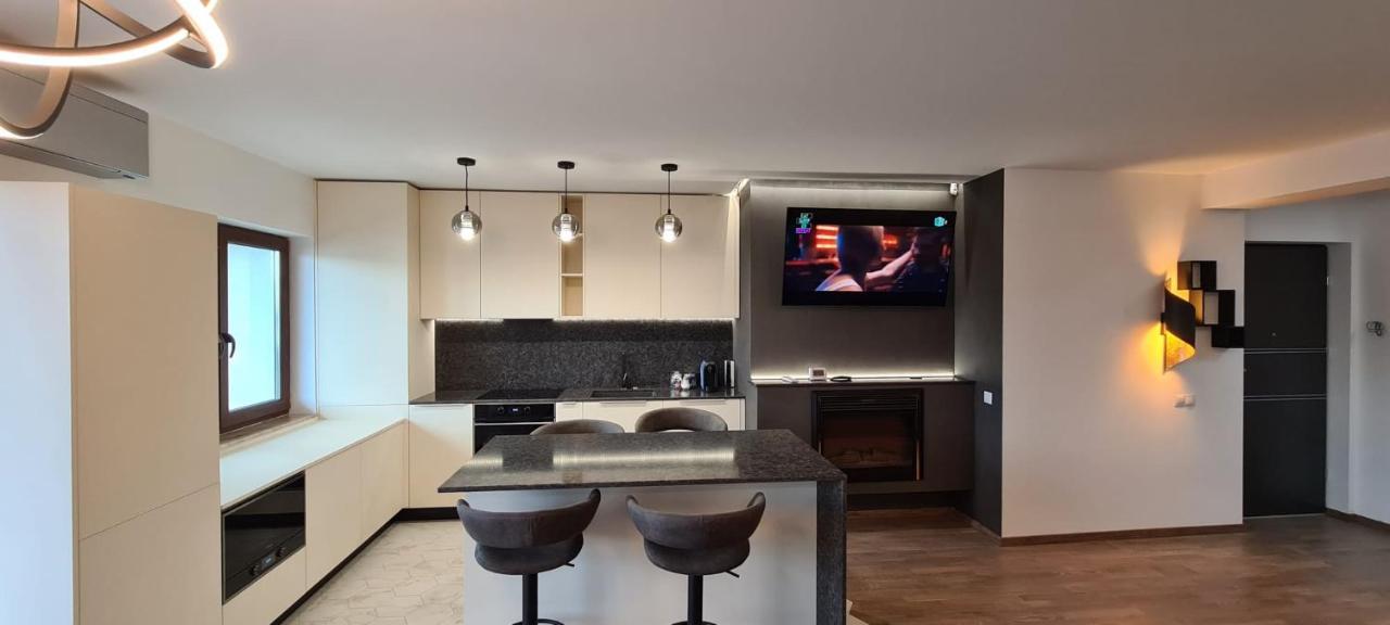 Ferienwohnung Penthouse De Lux Andre Hermannstadt Exterior foto