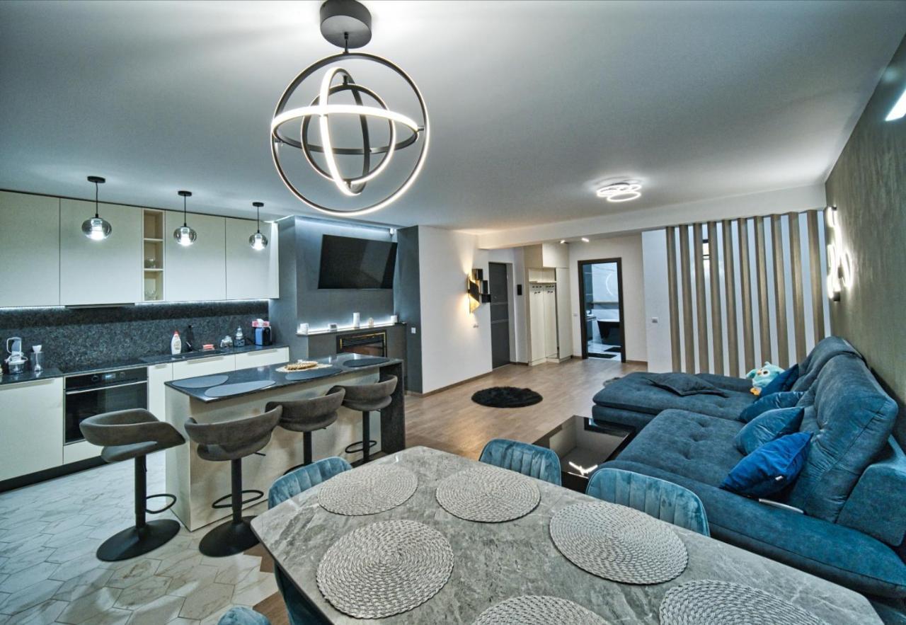 Ferienwohnung Penthouse De Lux Andre Hermannstadt Exterior foto